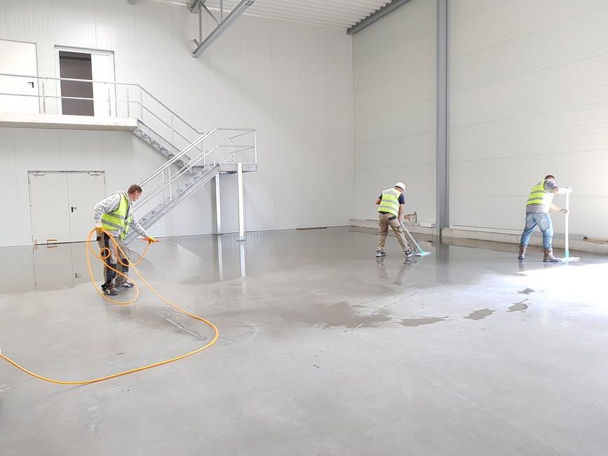 Your Quick Guide to Effective Concrete Stain Removal